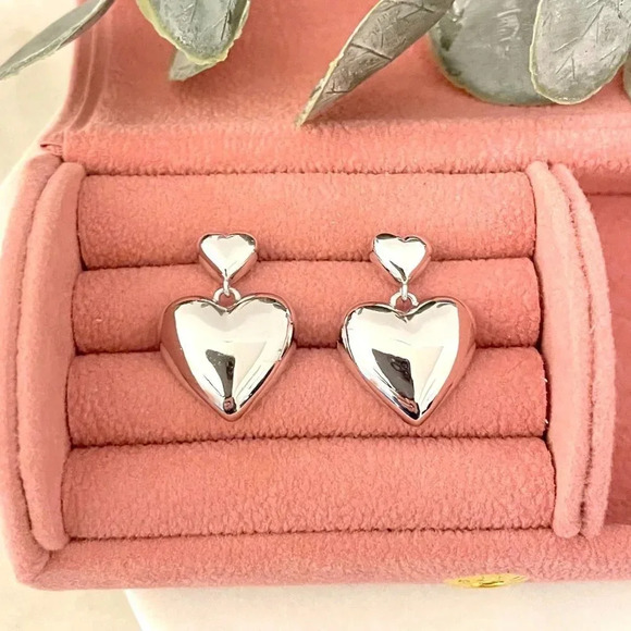 925 Sterling Silver Heart Dangle Drop Earrings Minimalist Heart Earrings - Picture 1 of 5